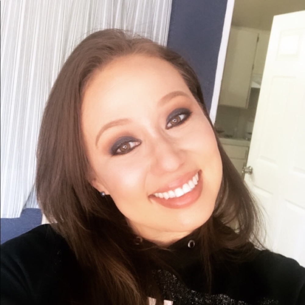 Meet your Posher, Janine